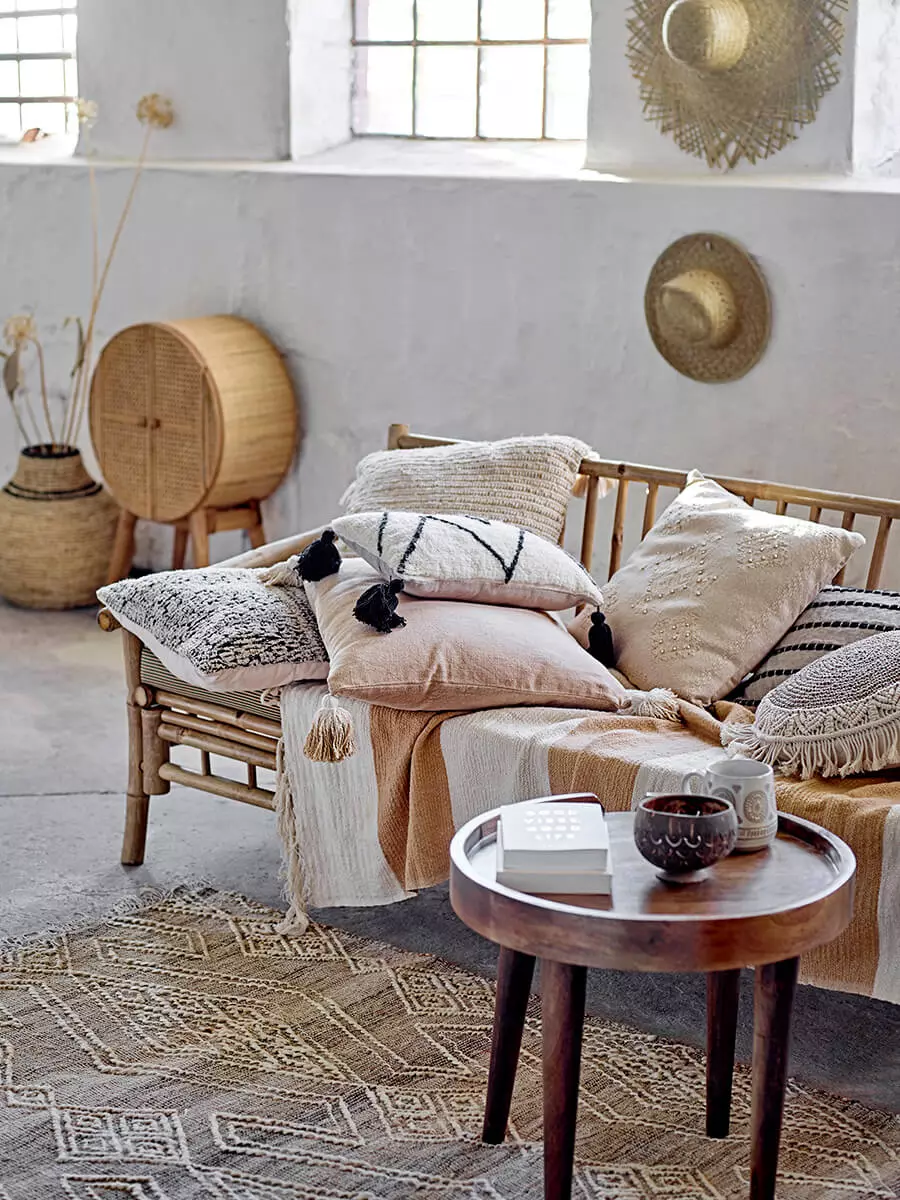 Round coffee table 2 Round coffee table
