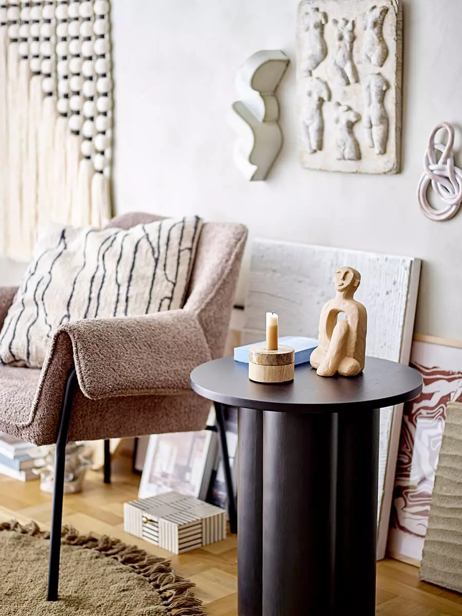 Stranska mizica, črni hrastov furnir 2 Stranska mizica, črni hrastov furnir