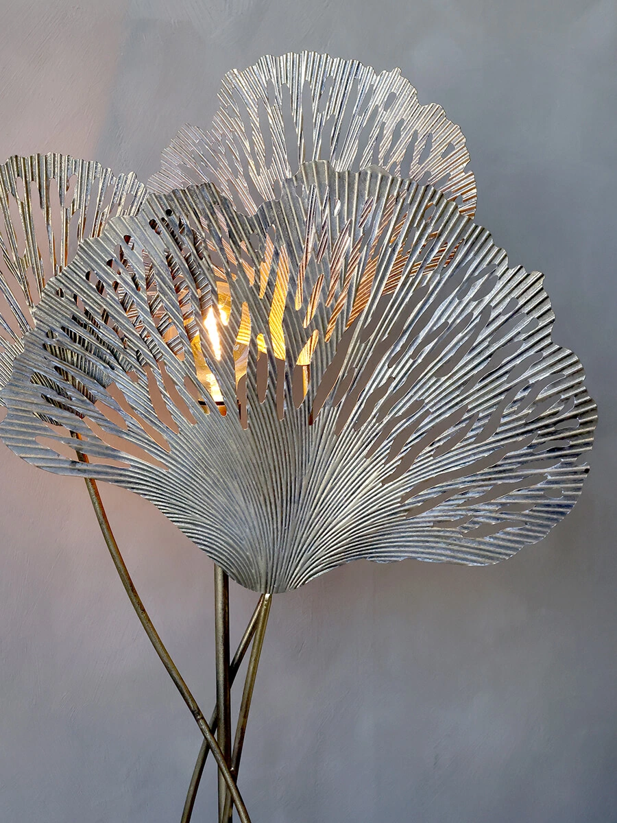 Floor Lamp Gingko leaves pattern 4 Floor lamp ginkgoe leaves metal lamp in brass