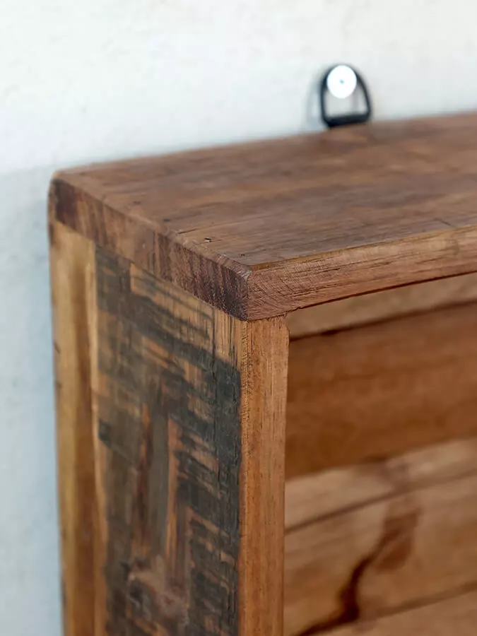 Grimaud Wandregal 5 Grimaud Wandregal aus Altholz