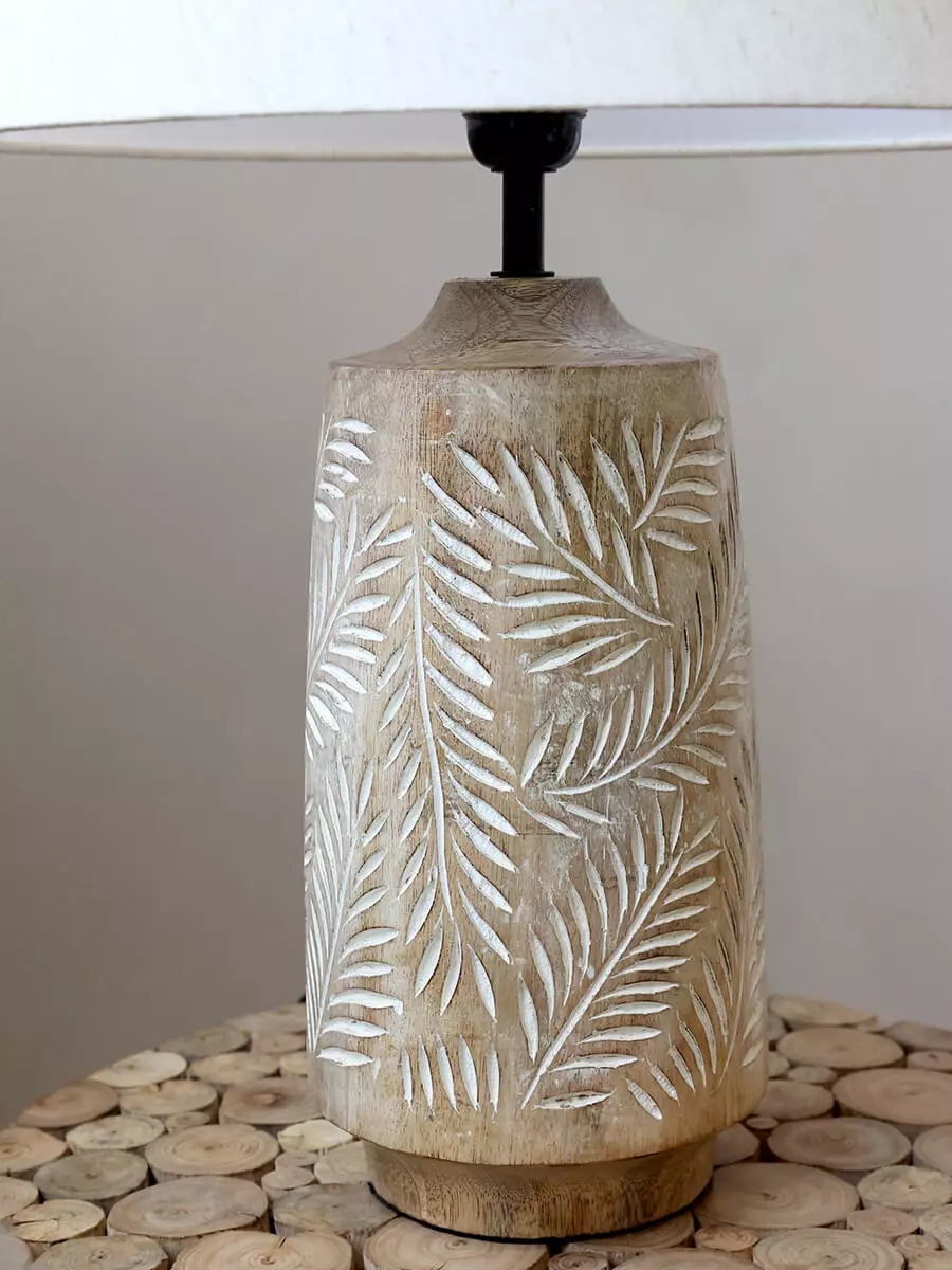 Lampă de masă cu bază din lemn 4 Lampă de masă cu bază din lemn și abajur din pânză