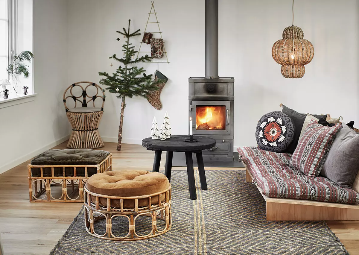 Ročno izdelana črna mizica za kavo 2 Ročno izdelana črna mizica za kavo