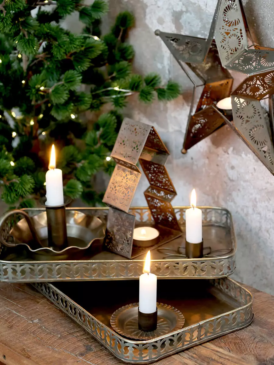 Držák na čajové svíčky se vzorem