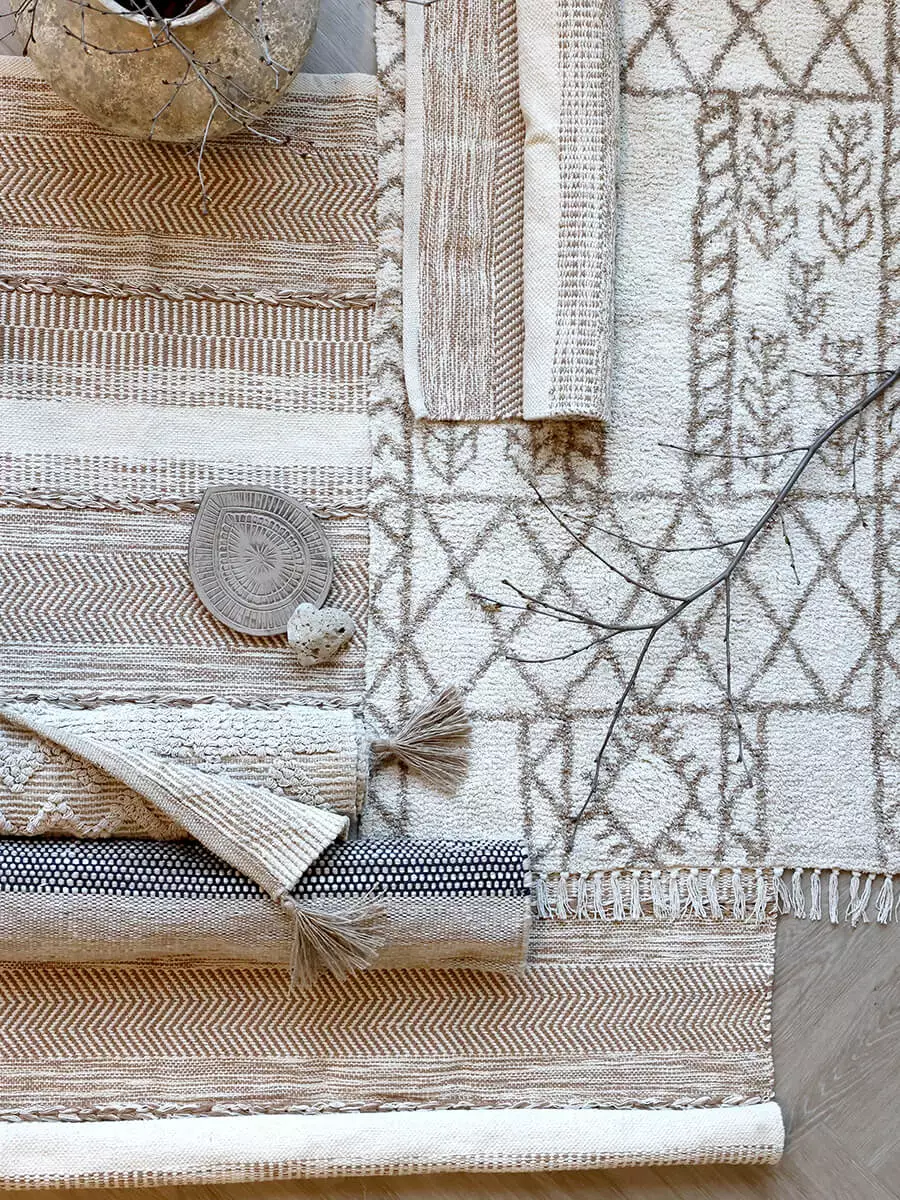 Koberec s marockým vzorem v přírodní barvě