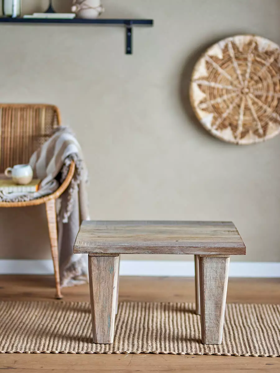 Salontafel van teruggewonnen hout