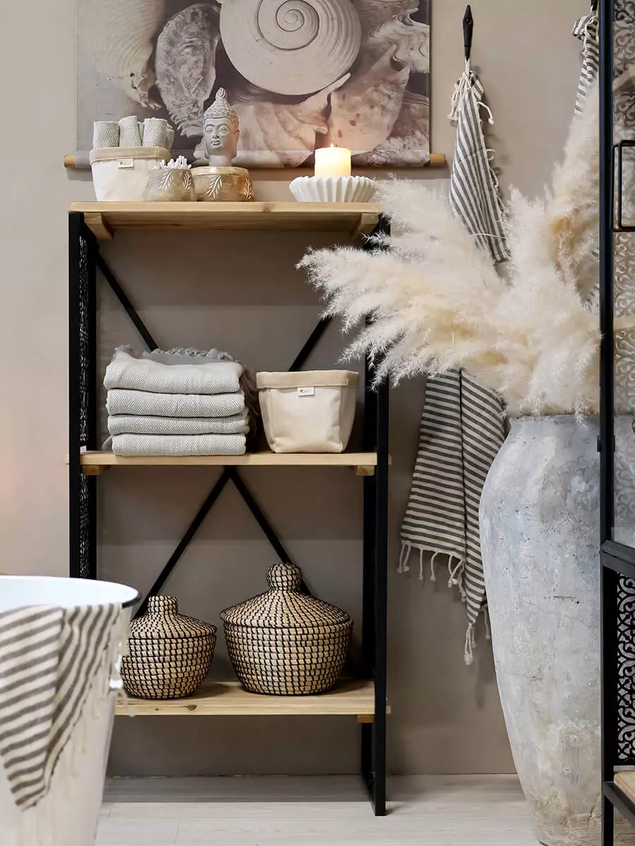 Rek met 2 legplanken - Chic Antiek