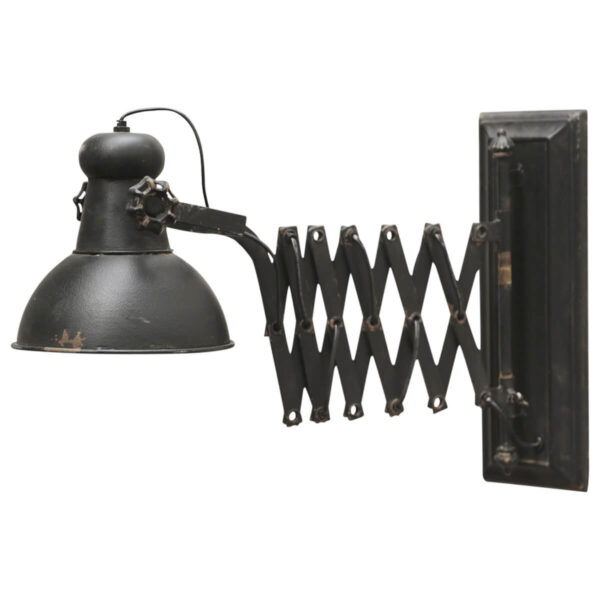 Industrial wall lamp
